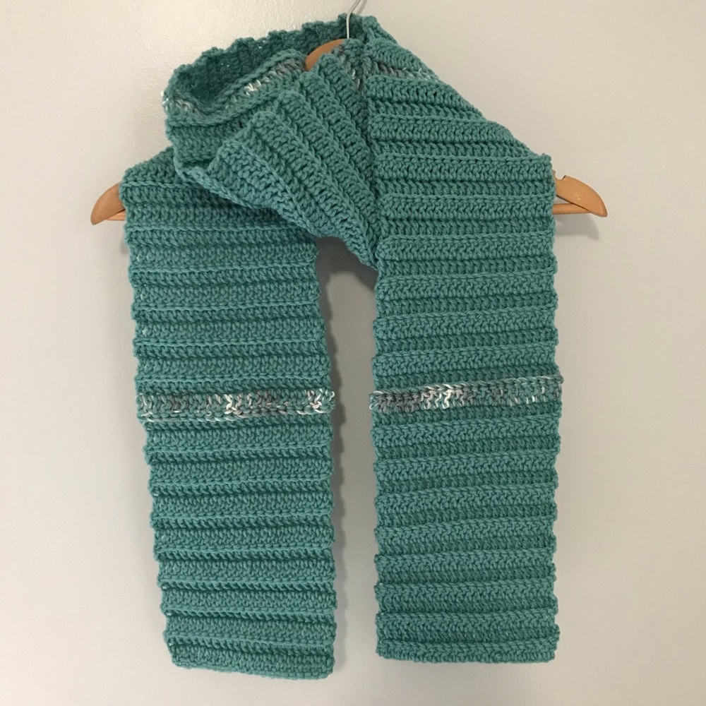 Crocheted Ribbed Scarf